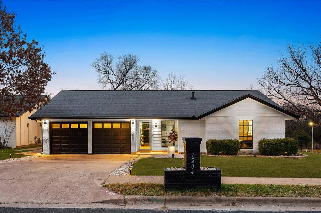 1204 Warrington DR, Austin, TX 78753