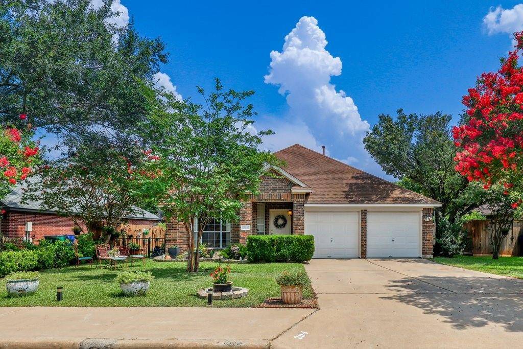 204 Glacier DR, Cedar Park, TX 78613