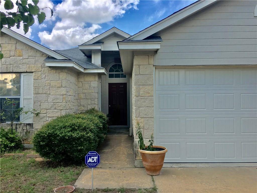 319 Estate DR, Hutto, TX 78634