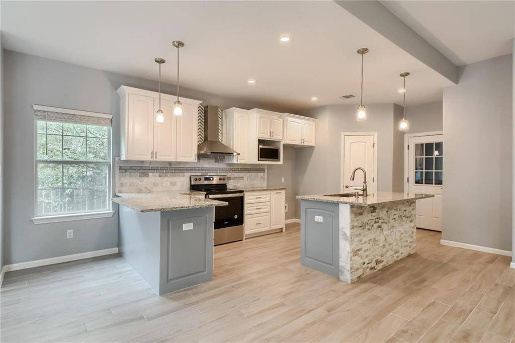 139 Waikakaaua DR, Bastrop, TX 78602