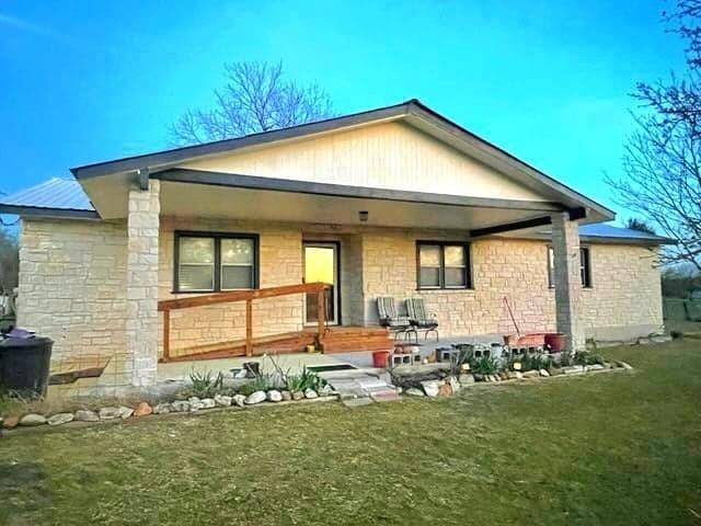 813 Dickerson RD, Kyle, TX 78640