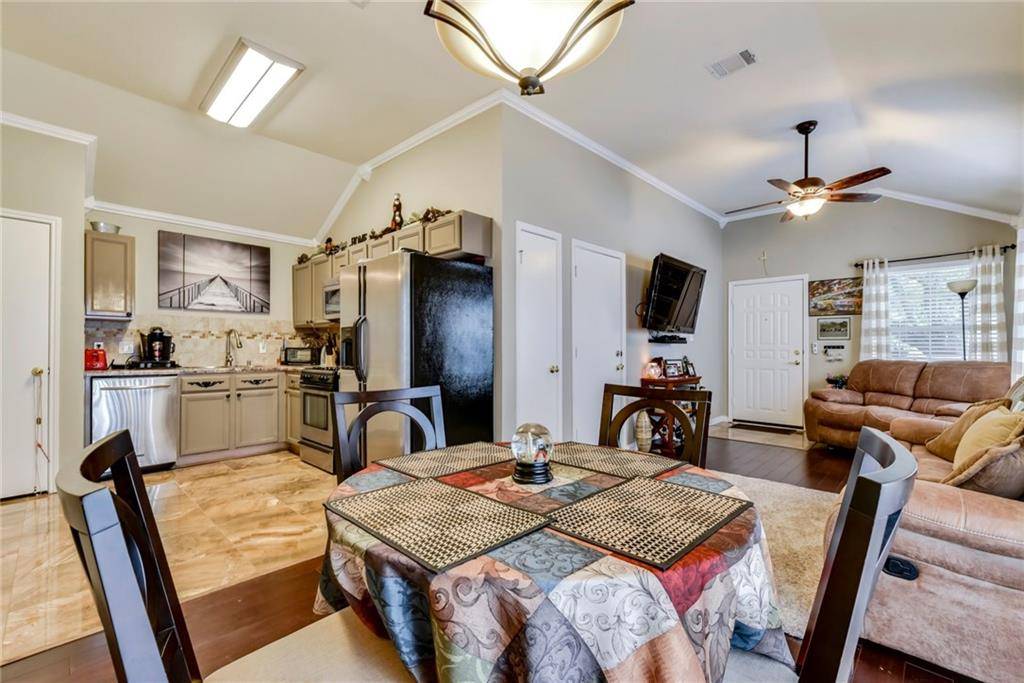 1522 Parkfield CIR, Round Rock, TX 78664