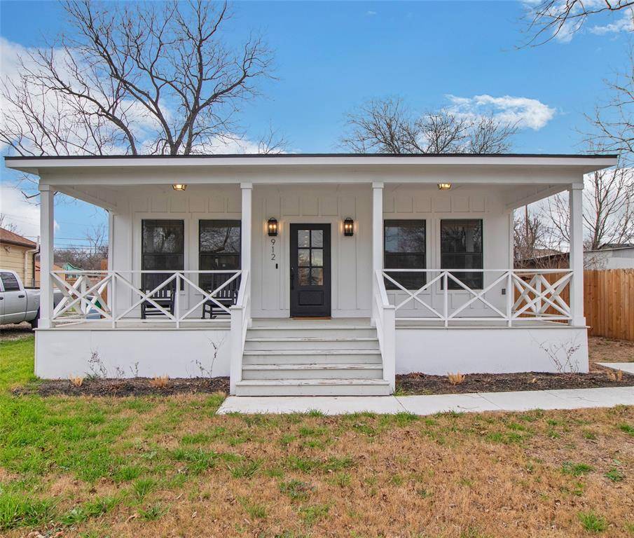 912 W 3rd ST, Taylor, TX 76574