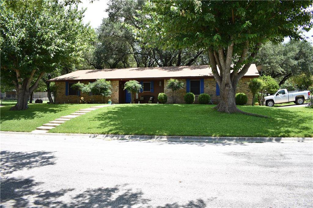 14 Caprice LN, Lampasas, TX 76550
