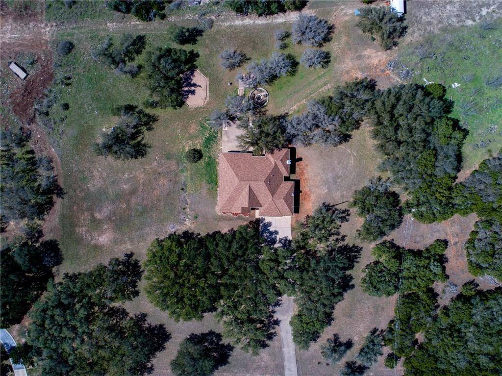 2706 Indian Divide RD, Spicewood, TX 78669