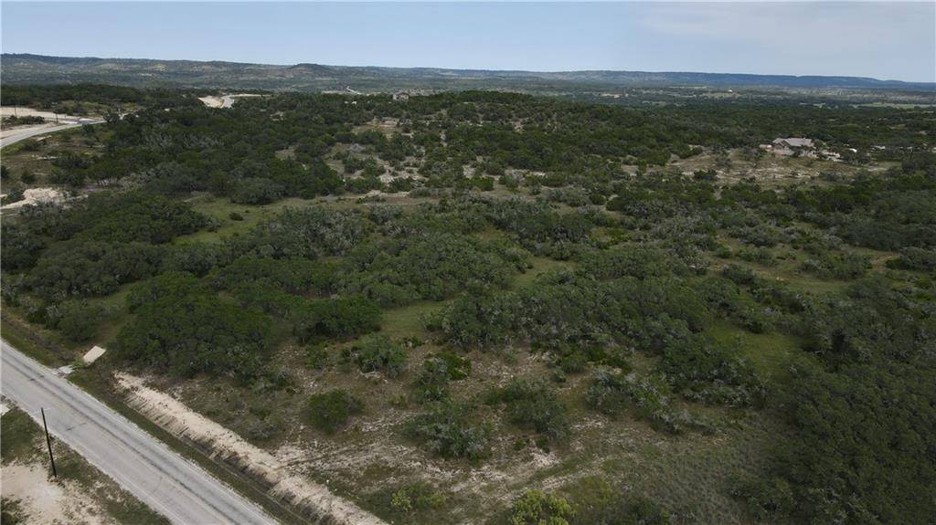 84 High Point Ranch RD, Boerne, TX 78006