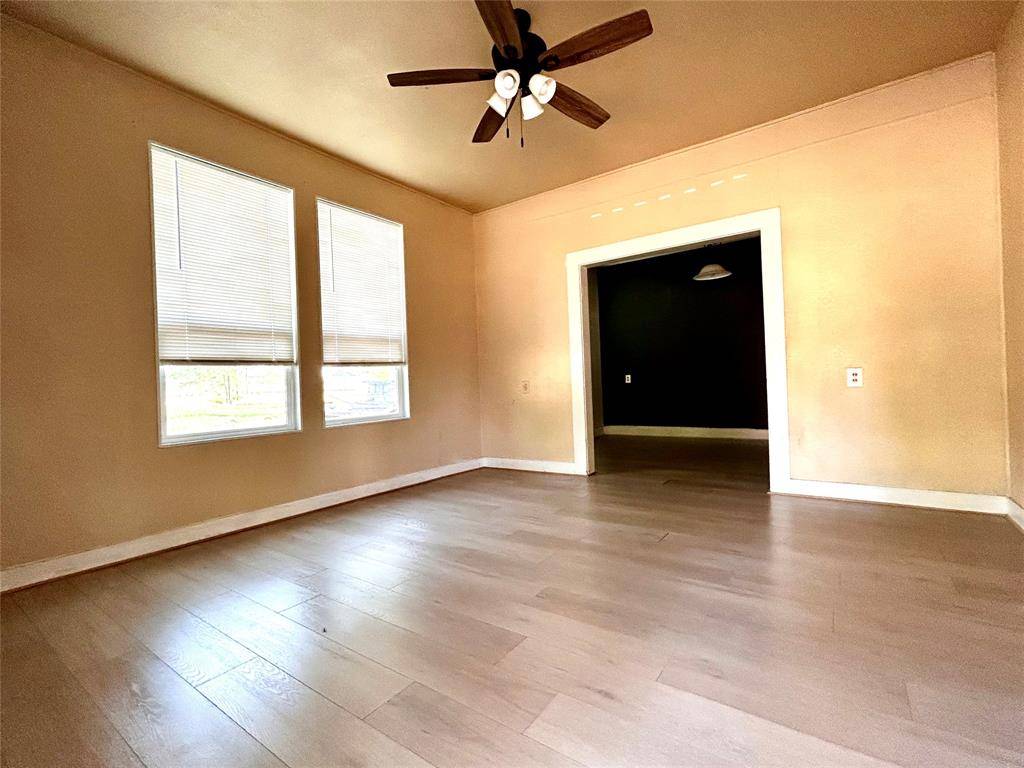 218 Bowser ST, Rockdale, TX 76567