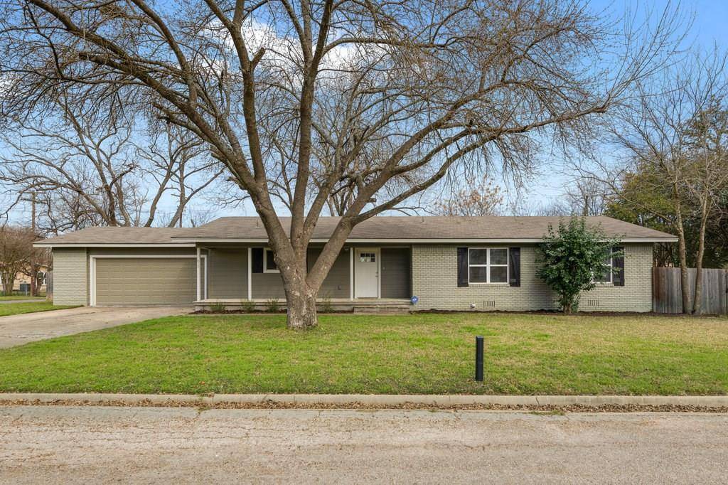 810 Gilmore ST, Taylor, TX 76574