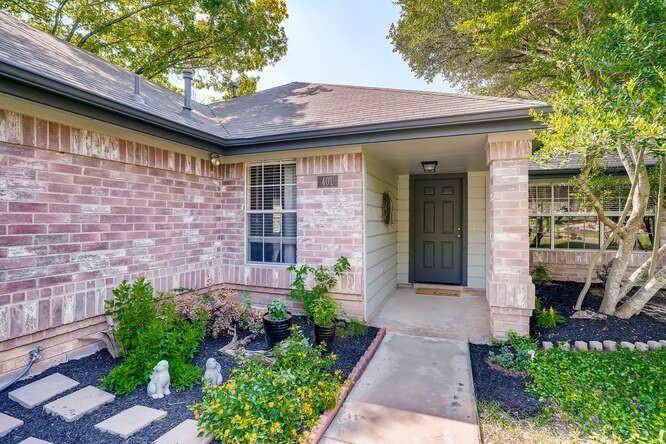 401 Maple Run CV, Round Rock, TX 78664