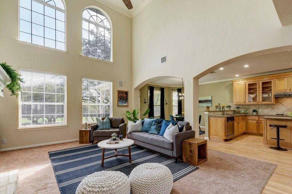 2245 Shark LOOP, Round Rock, TX 78664