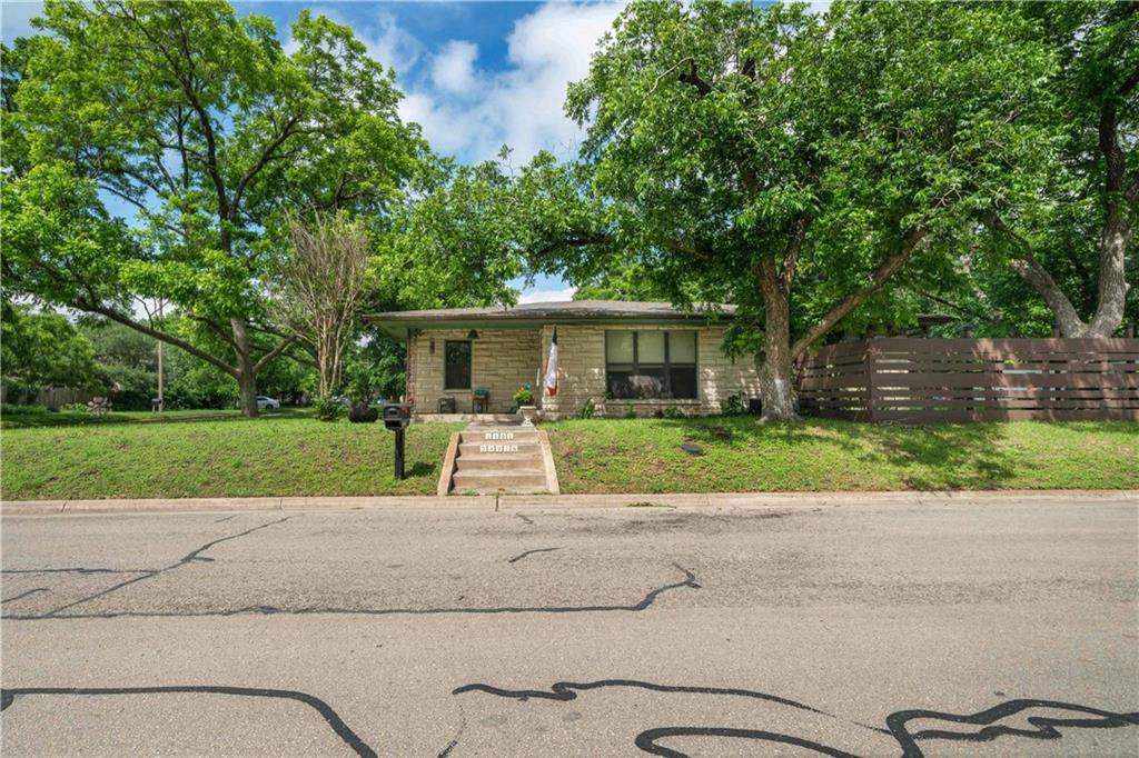 1101 Davis ST, Taylor, TX 76574