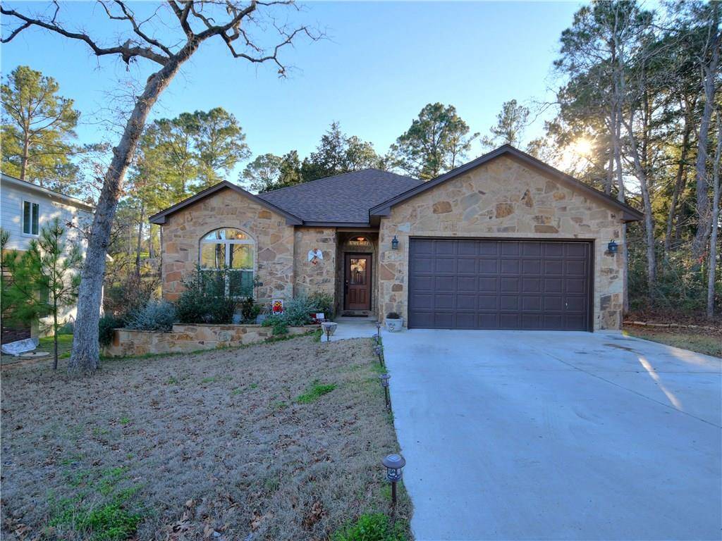 174 Mamalu DR, Bastrop, TX 78602