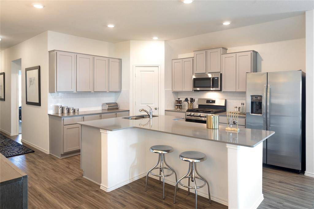 231 Mendoza, Kyle, TX 78640