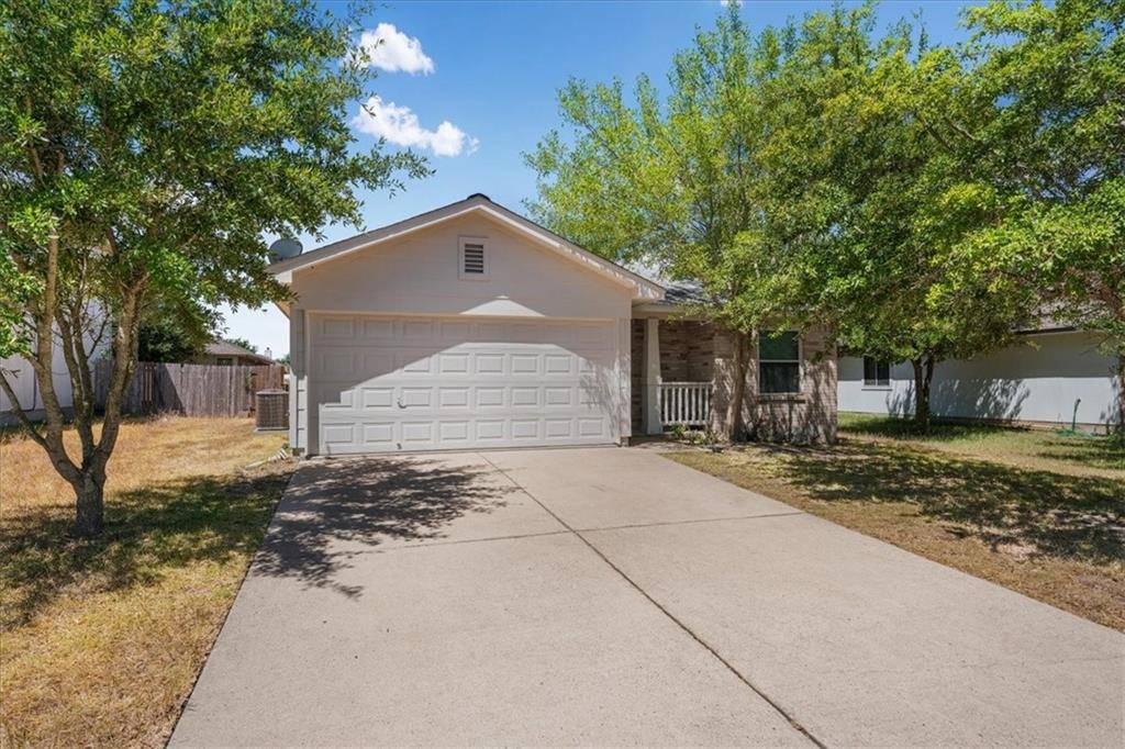 2907 MEADOW LN, Taylor, TX 76574