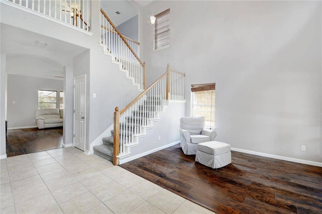 119 Emory Fields DR, Hutto, TX 78634