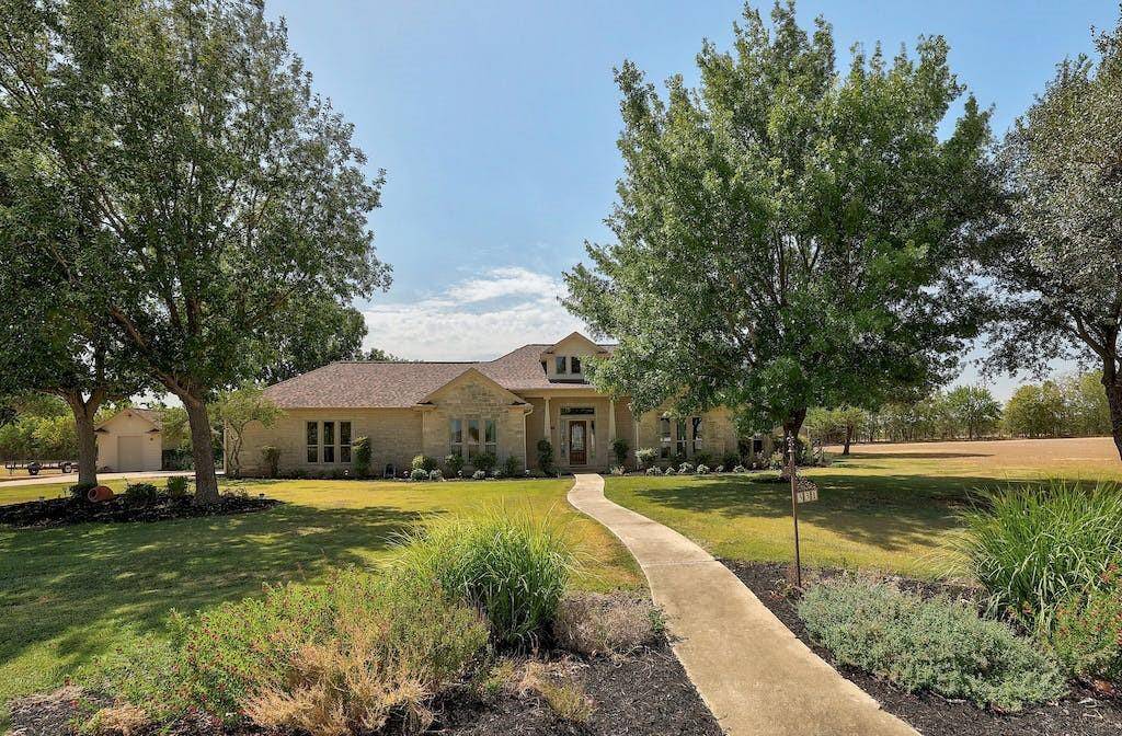 331 Cody LN, Georgetown, TX 78626