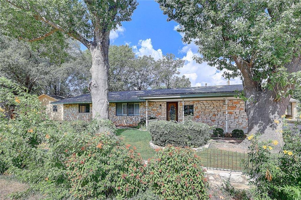 906 Louise ST, Marble Falls, TX 78654