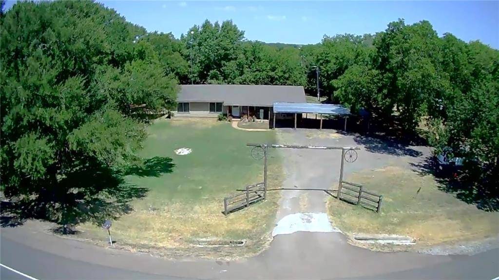 3701 E HWY 21, Dime Box, TX 77853