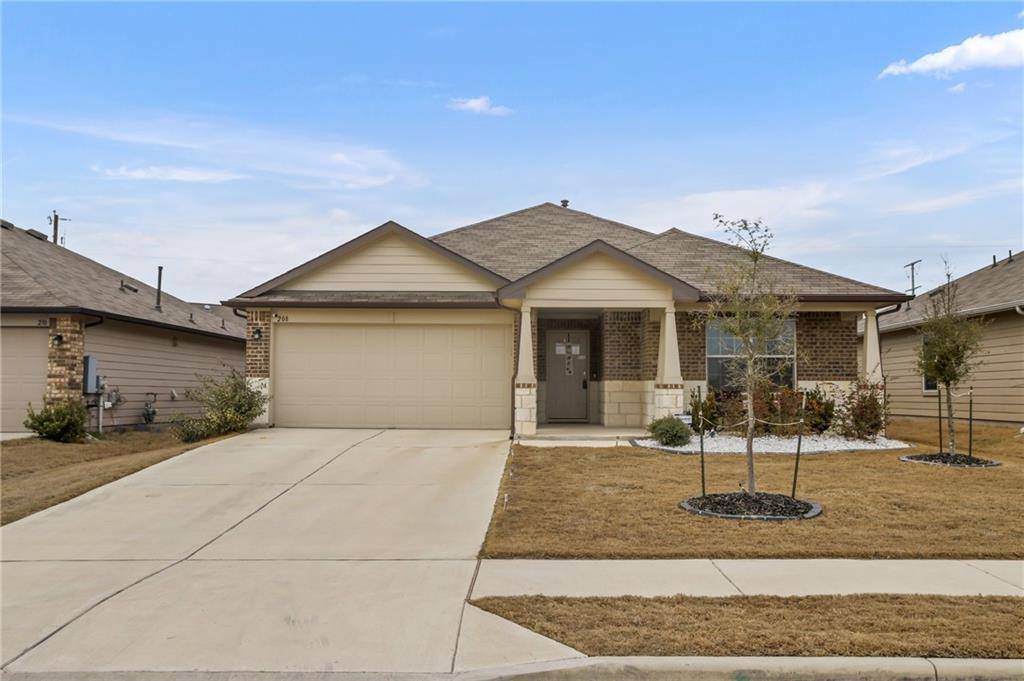 208 Quarton DR, Hutto, TX 78634