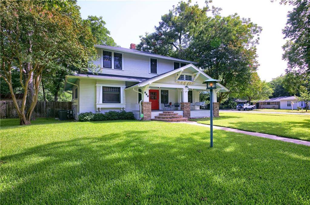 504 W 9th ST, Taylor, TX 76574
