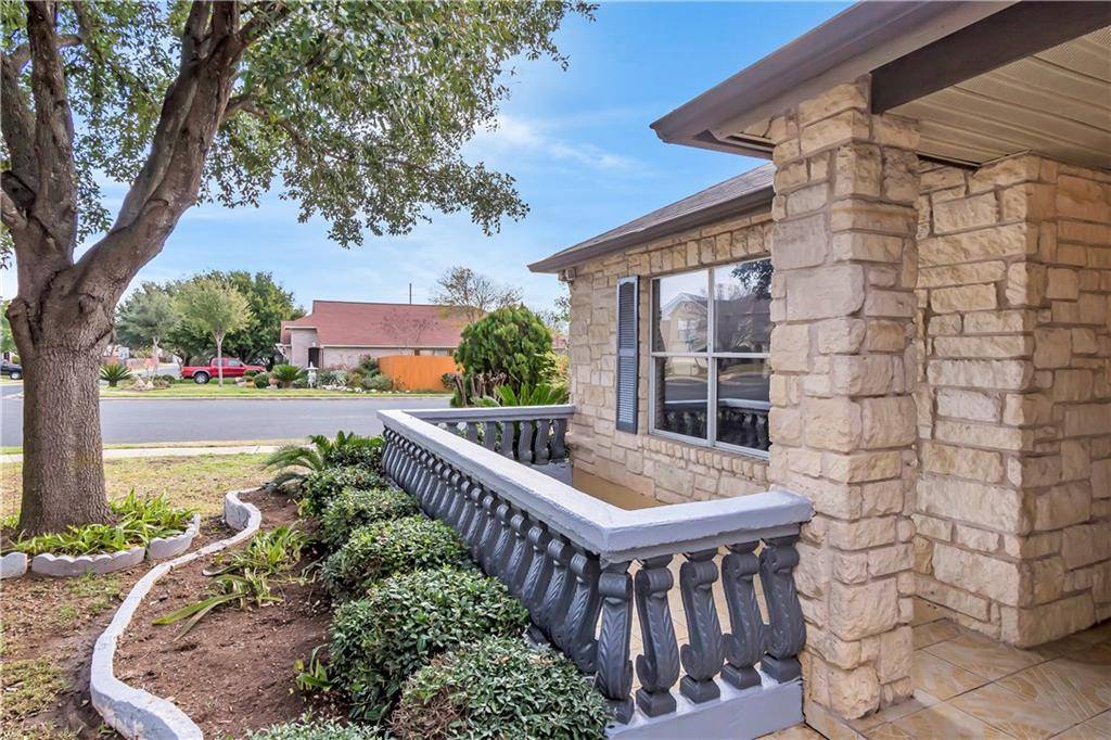1301 Sheltie LN, Round Rock, TX 78664
