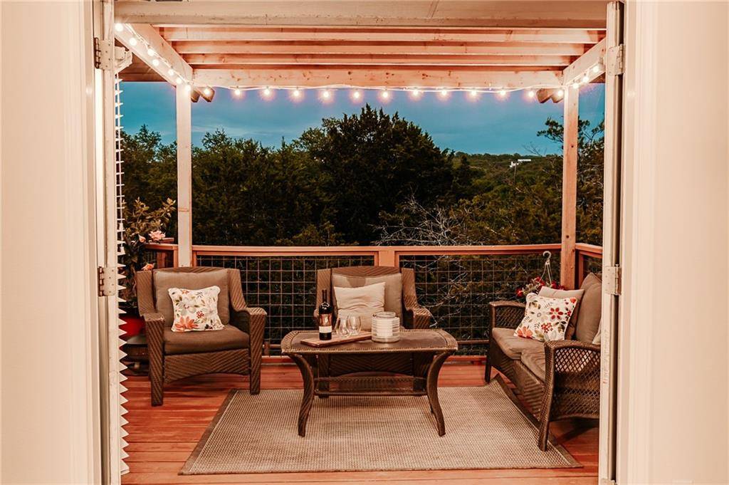 313 Alloway DR, Spicewood, TX 78669
