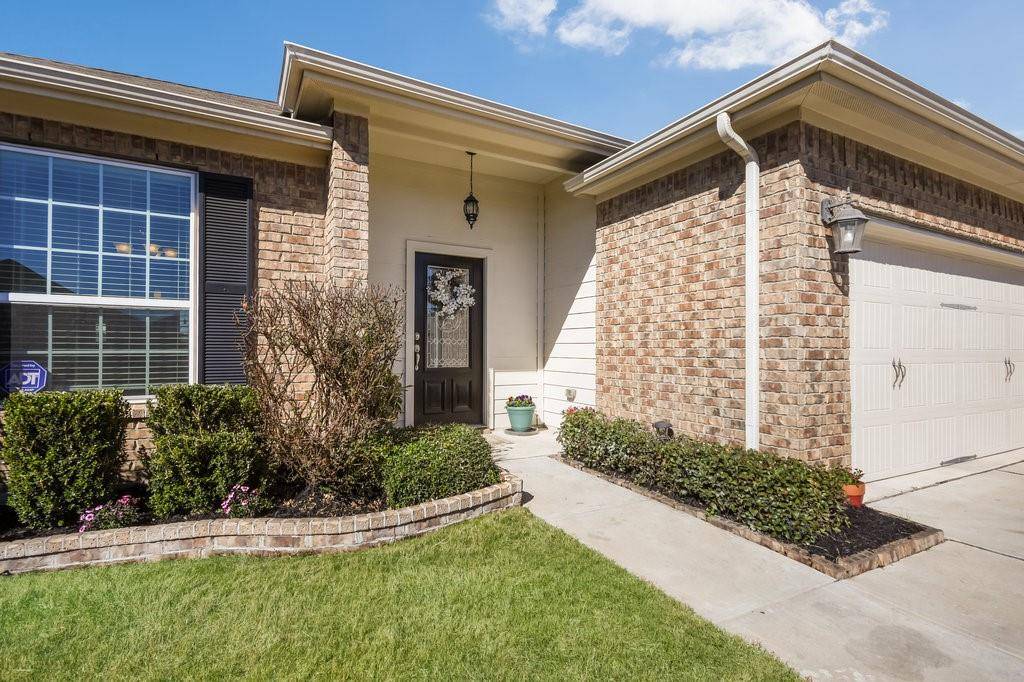 1003 Papaya CV, Hutto, TX 78634