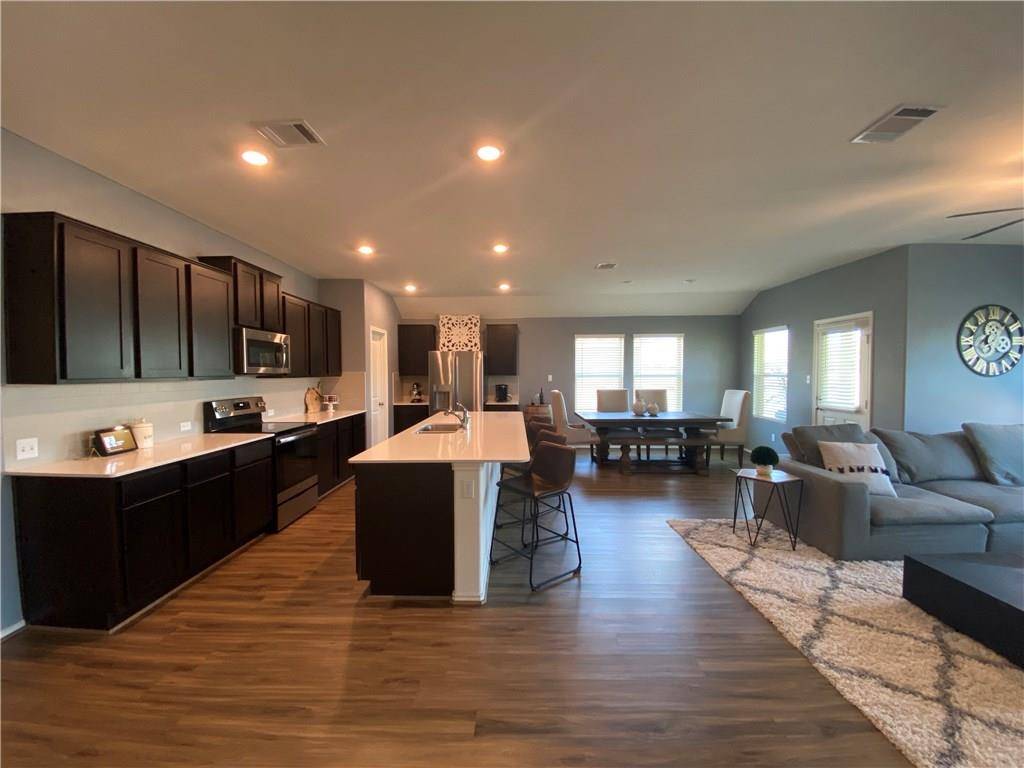 315 Sassafras ST, Hutto, TX 78634