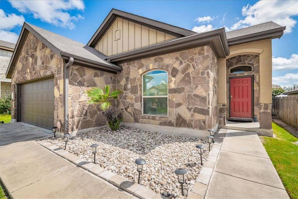 468 Dragon Ridge RD, Buda, TX 78610
