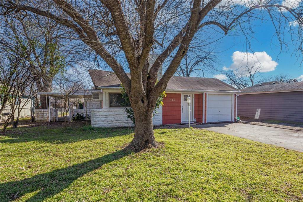 1105 Wallace ST, Taylor, TX 76574