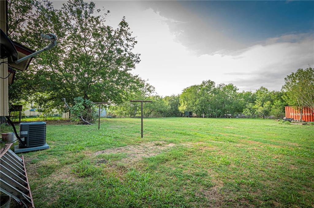 12215 Mustang DR, Buda, TX 78610
