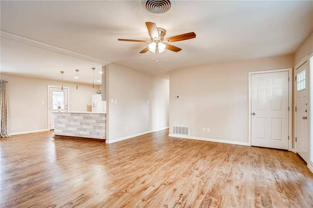 509 E 17th ST, Georgetown, TX 78626