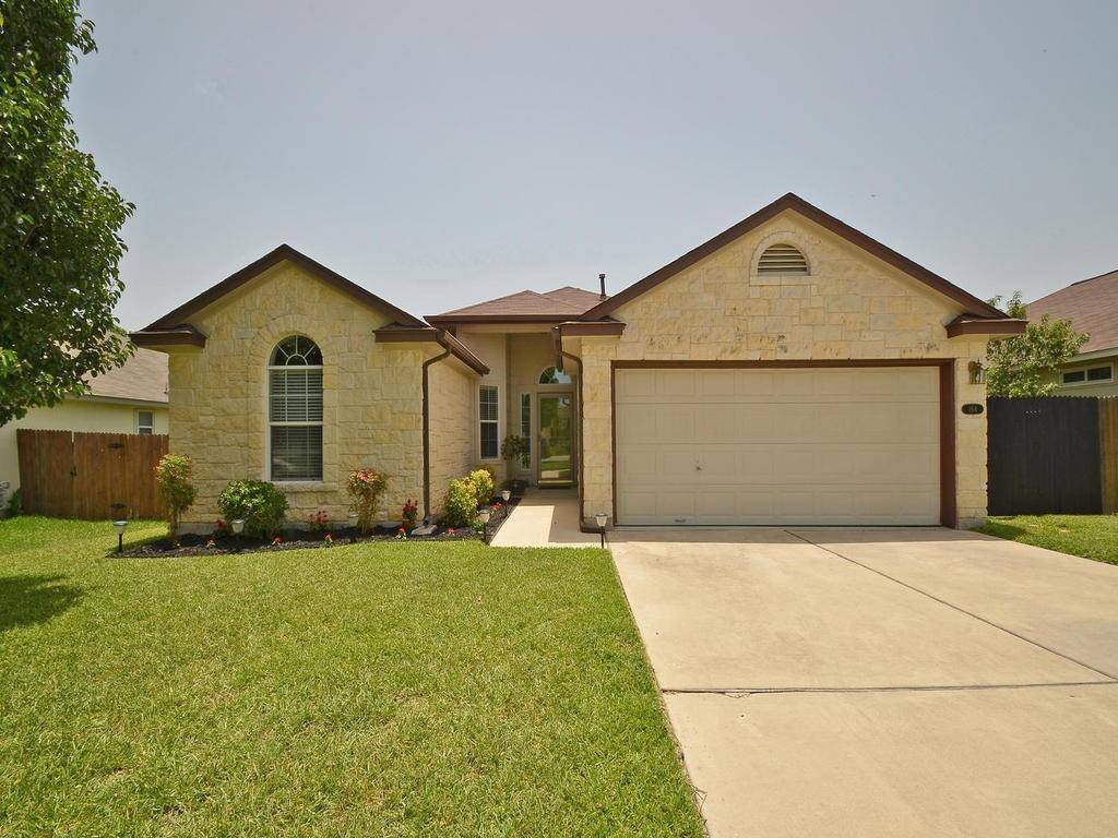 164 Sapphire Lake DR, Kyle, TX 78640
