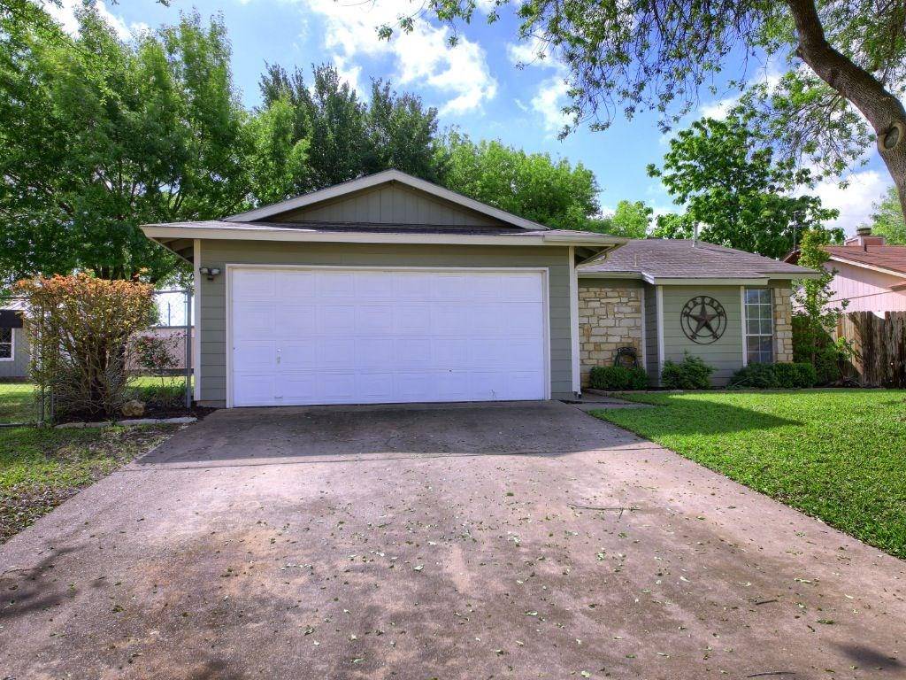 2008 Holly Springs DR, Taylor, TX 76574
