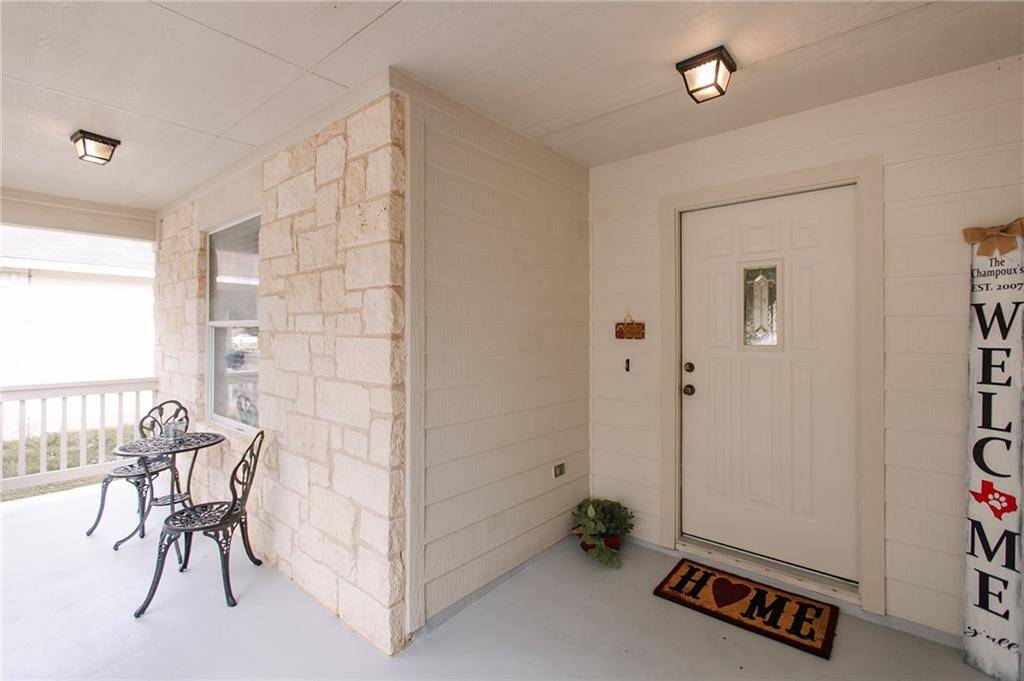 208 Millook HVN, Hutto, TX 78634