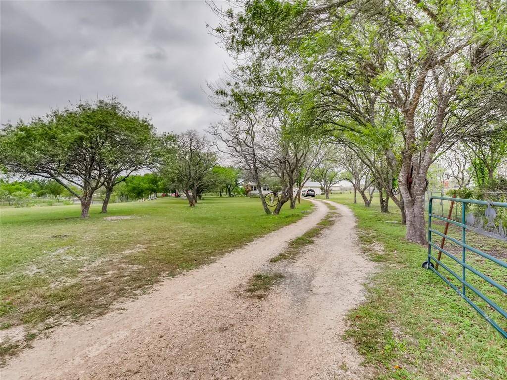 3004 Turnersville RD, Buda, TX 78610