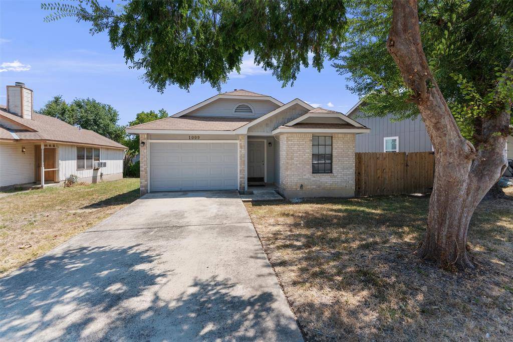 1009 Meadowcreek DR, Round Rock, TX 78664