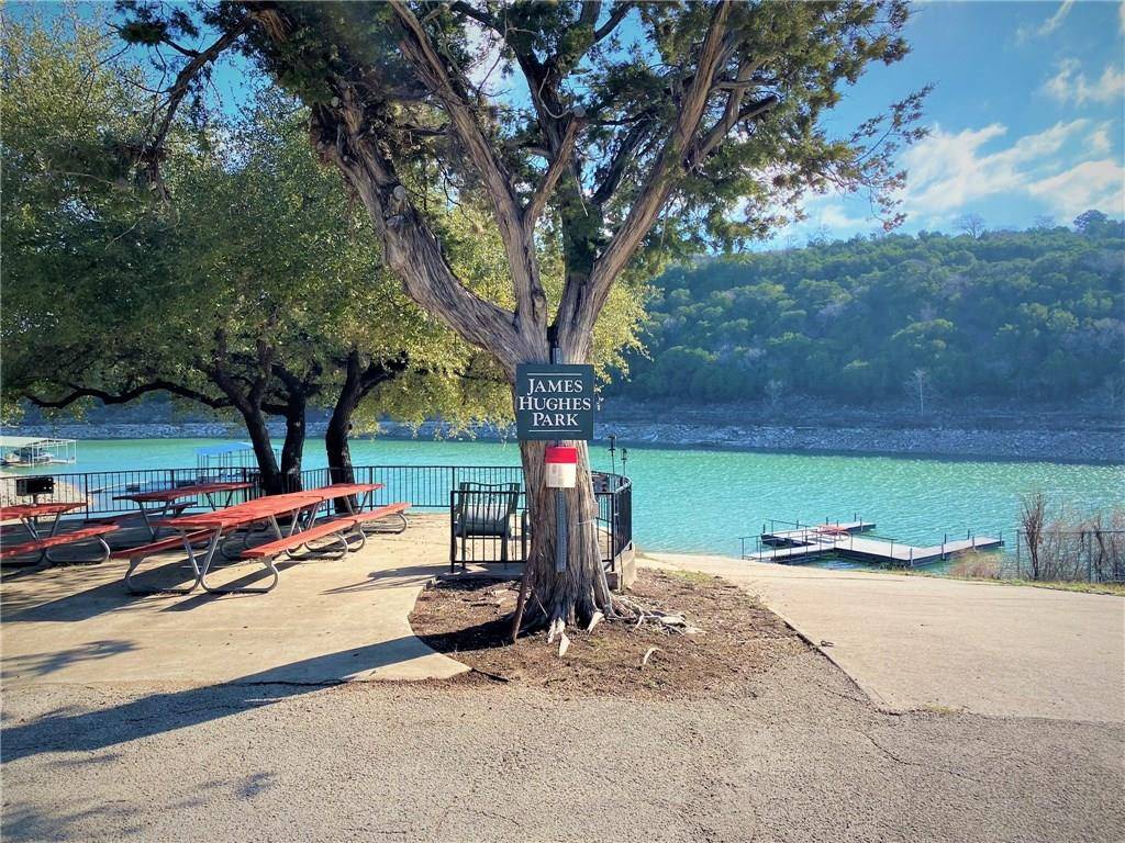 2629 Crosswind DR, Spicewood, TX 78669