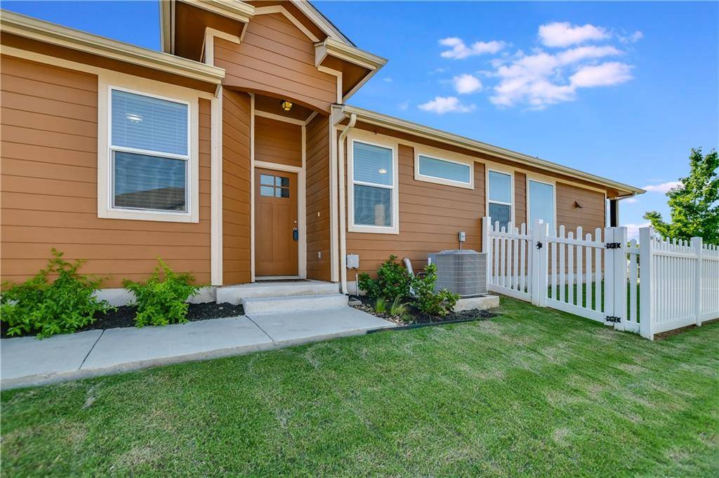 1701 Logan DR #64, Round Rock, TX 78664