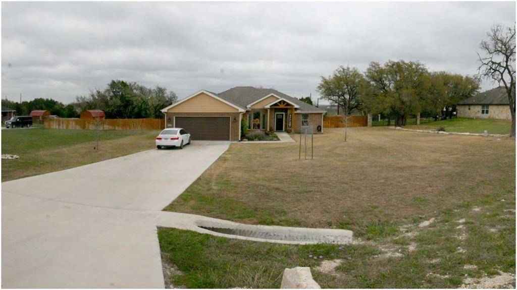 301 Sunrise Hills, Lampasas, TX 76550