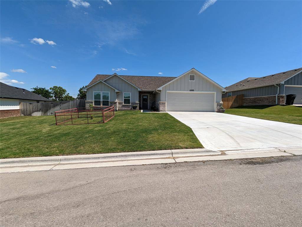 1166 Limestone DR, Lampasas, TX 76550
