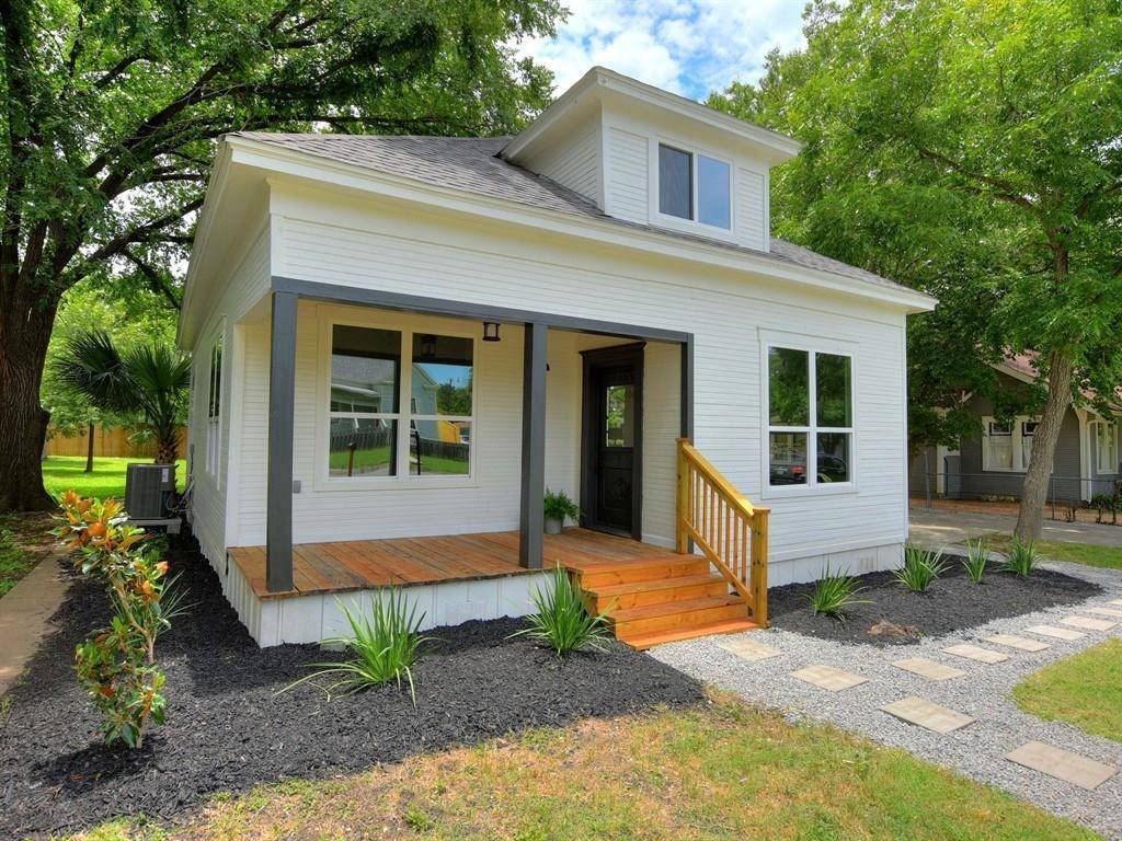 1009 W 7th ST, Taylor, TX 76574