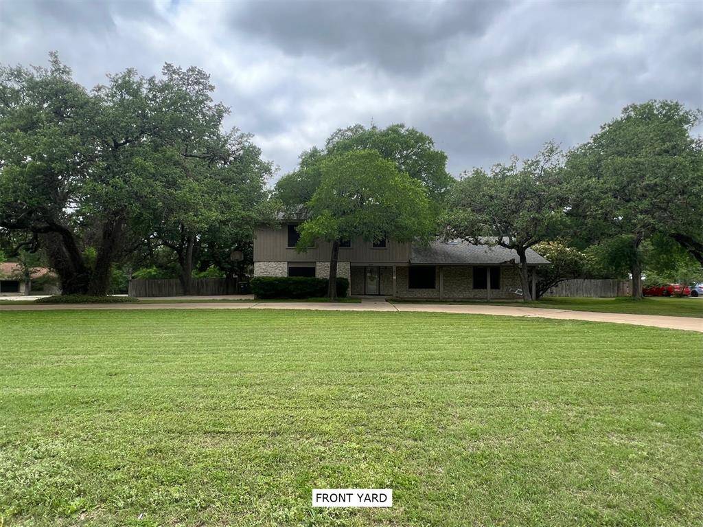 210 Waxwing DR, Buda, TX 78610