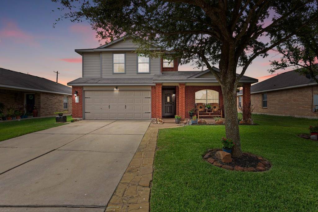 308 Mossy Rock DR, Hutto, TX 78634