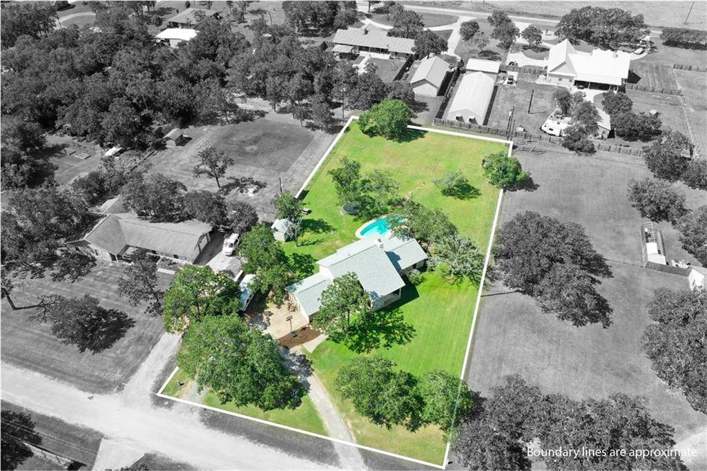 1164 County Road 227, Giddings, TX 78942