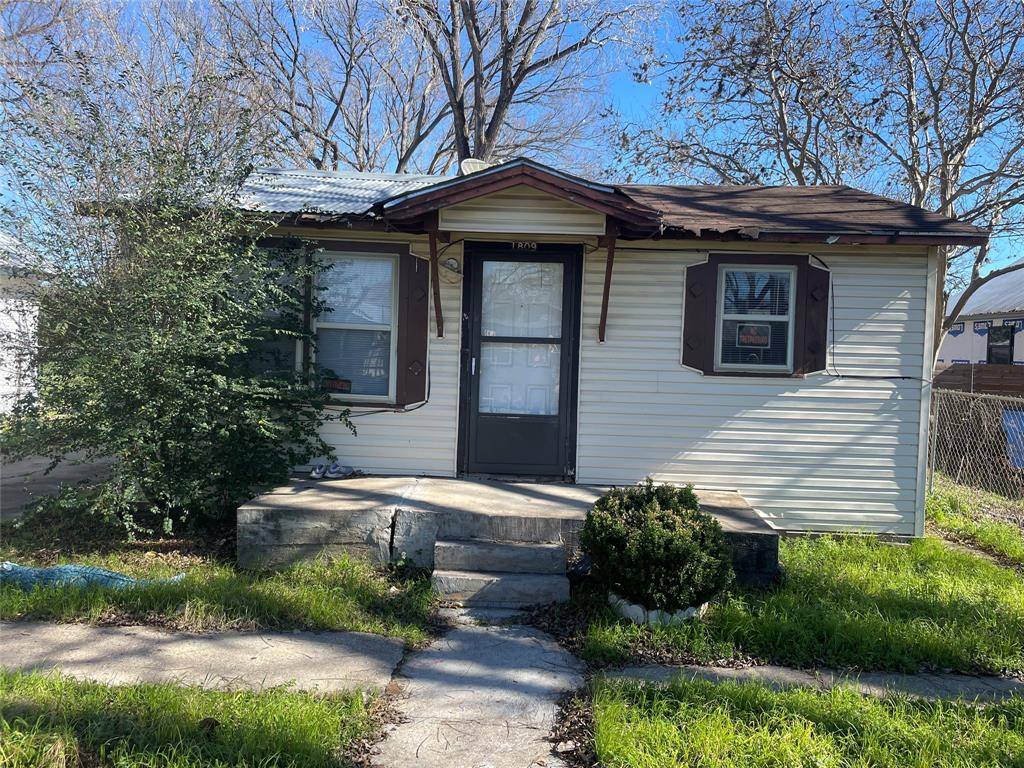 1809 Pecan ST, Bastrop, TX 78602