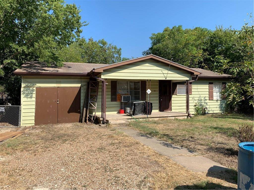 411 Oscar ST, Taylor, TX 76574