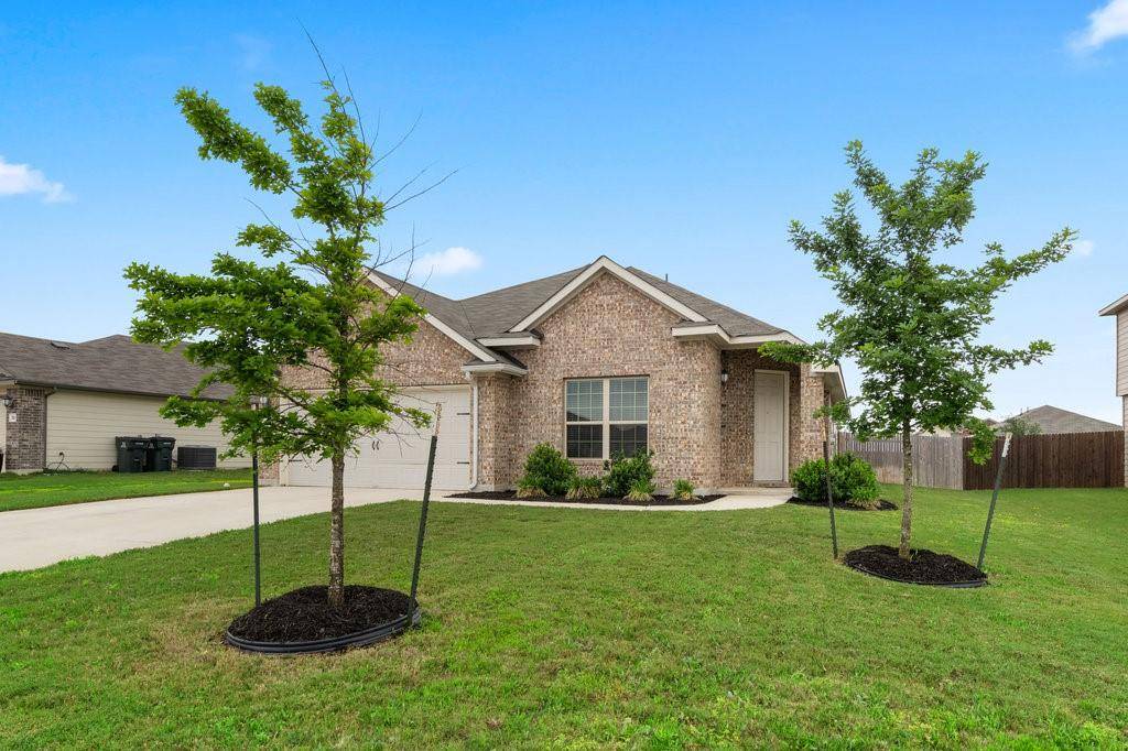 148 Moon Beam DR, Kyle, TX 78640
