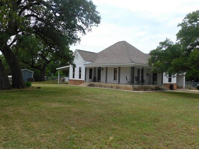 302 N Broad ST, Lampasas, TX 76550