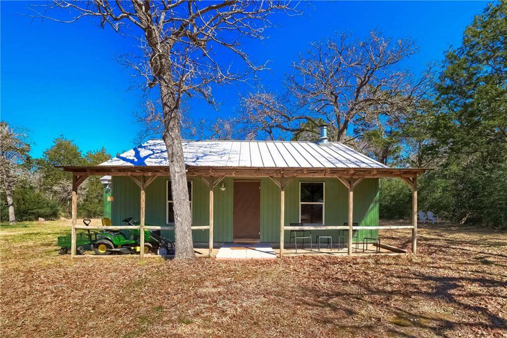 1151 County Road F, Lexington, TX 78947